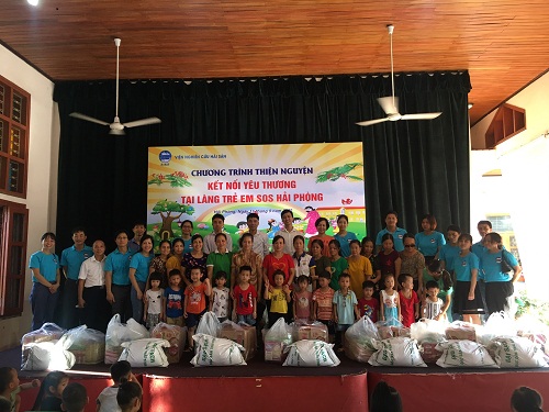 Chương trình thiện nguyện “Kết nối yêu thương”  của Công đoàn Viện nghiên cứu Hải sản tại Làng trẻ em SOS Hải Phòng